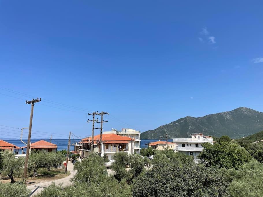 Eirini House Apartman Leonídio Kültér fotó